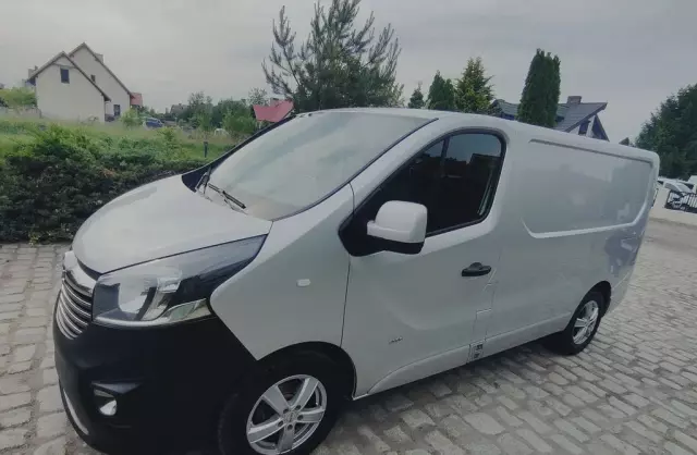 OPEL Vivaro 