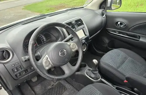 NISSAN Micra 