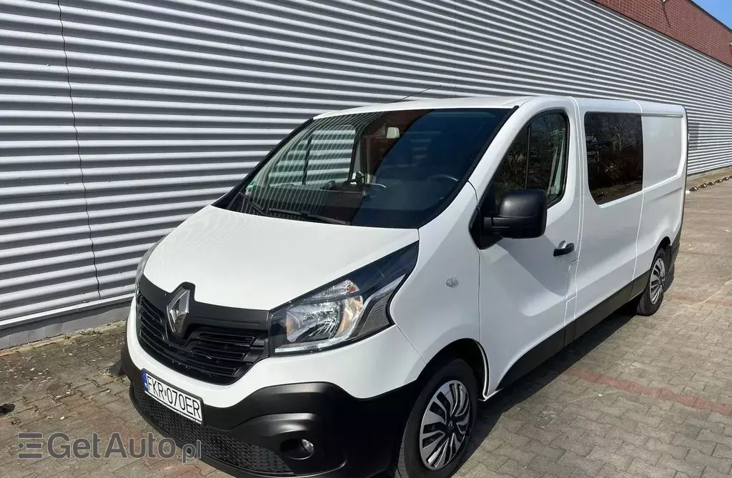 RENAULT Trafic 