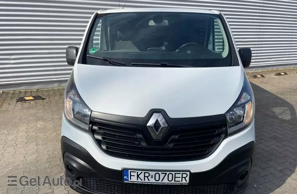 RENAULT Trafic 