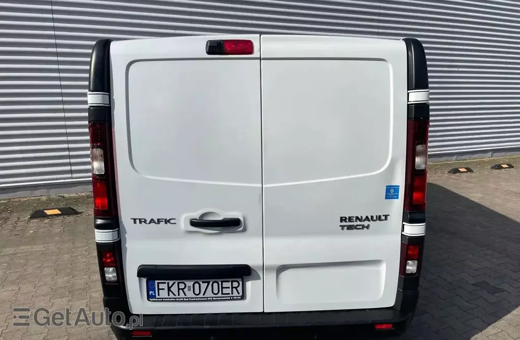 RENAULT Trafic 