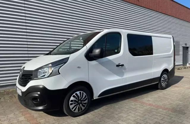 RENAULT Trafic 