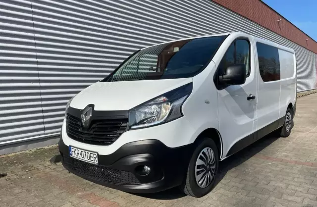 RENAULT Trafic 