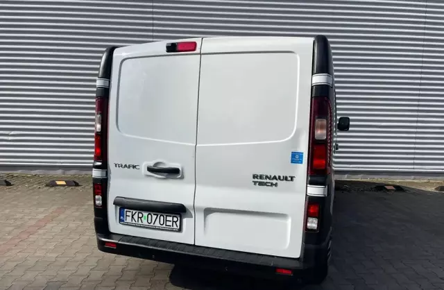 RENAULT Trafic 