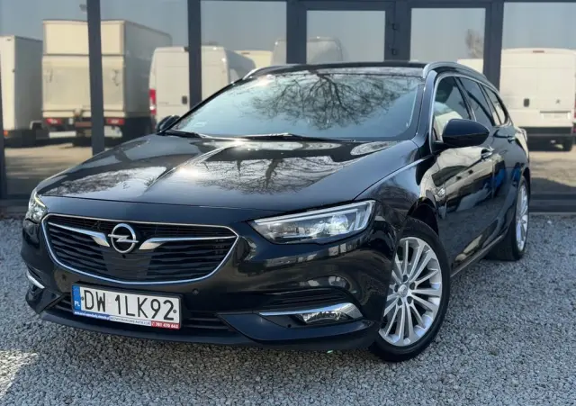 OPEL Insignia 1.6 Automatik Exclusive