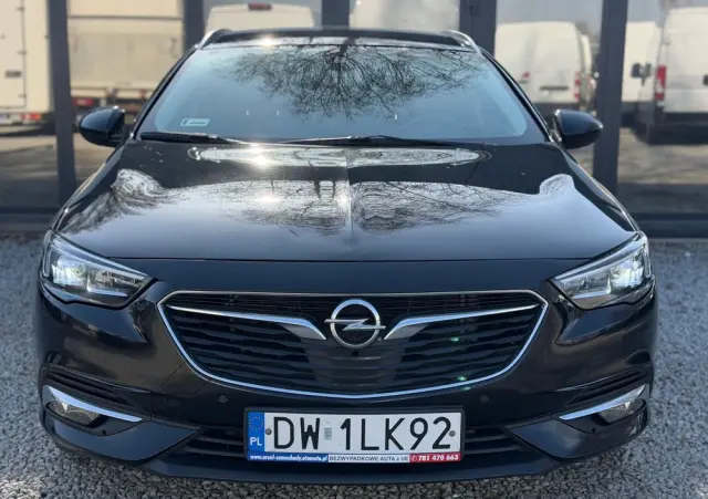 OPEL Insignia 1.6 Automatik Exclusive