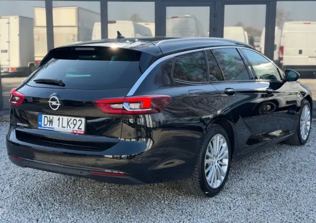 OPEL Insignia 1.6 Automatik Exclusive