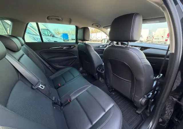 OPEL Insignia 1.6 Automatik Exclusive
