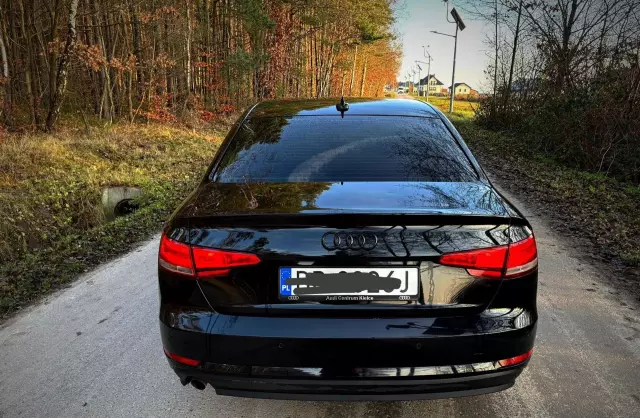 AUDI A4 2.0 TDI (150 KM)