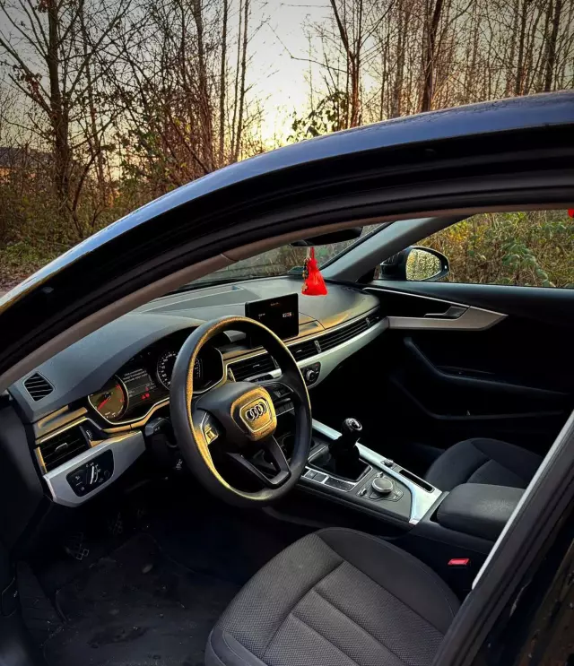 AUDI A4 2.0 TDI (150 KM)
