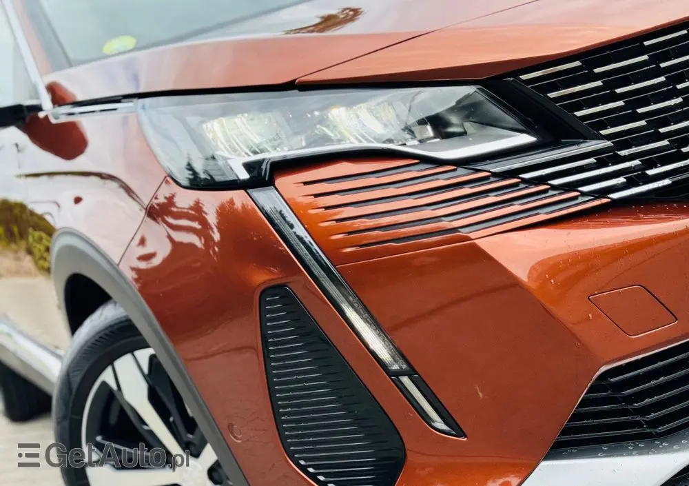 PEUGEOT 5008 BlueHDI 130 Crossway