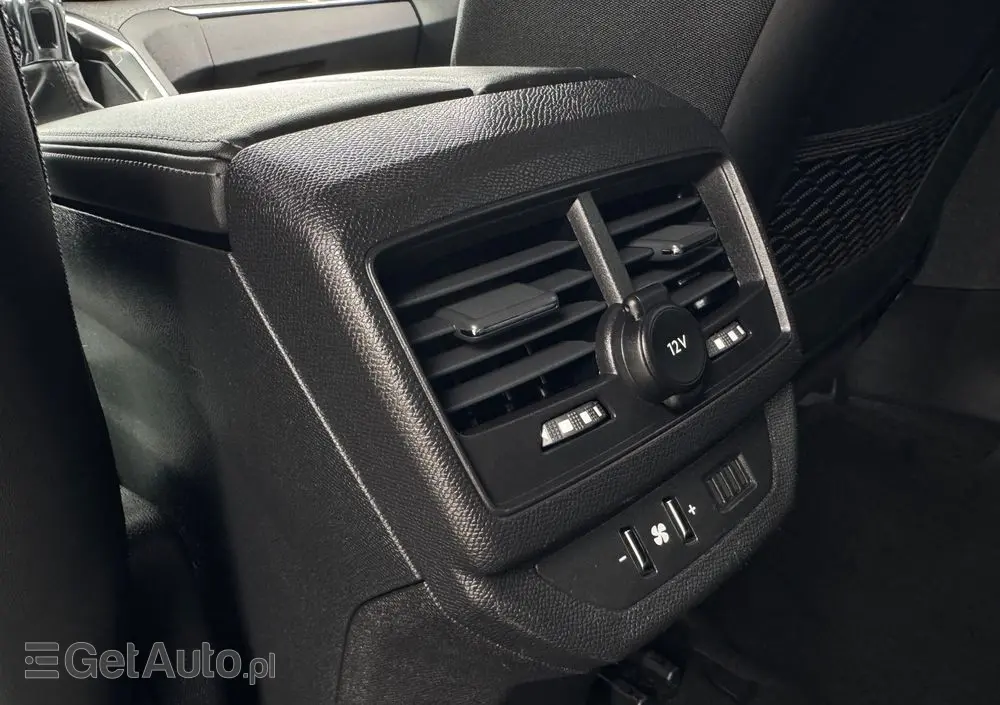 PEUGEOT 5008 BlueHDI 130 Crossway