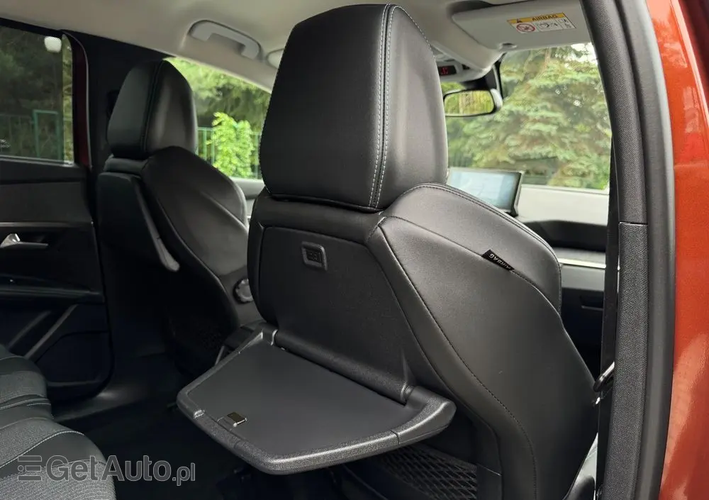 PEUGEOT 5008 BlueHDI 130 Crossway