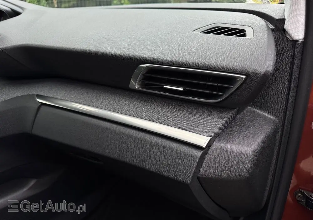 PEUGEOT 5008 BlueHDI 130 Crossway