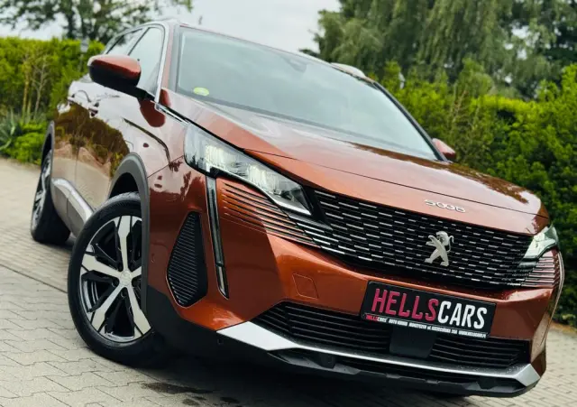 PEUGEOT 5008 BlueHDI 130 Crossway