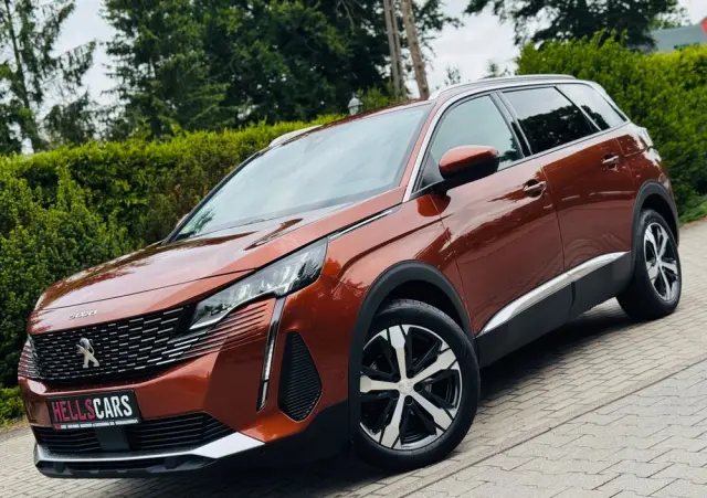 PEUGEOT 5008 BlueHDI 130 Crossway