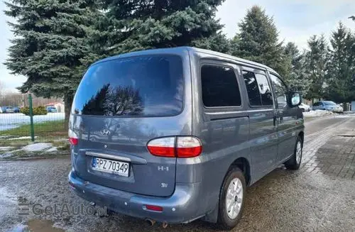 HYUNDAI H1 