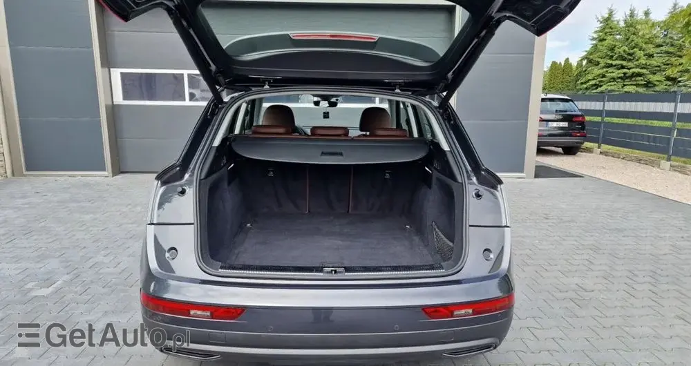 AUDI Q5 35 TDI S tronic design