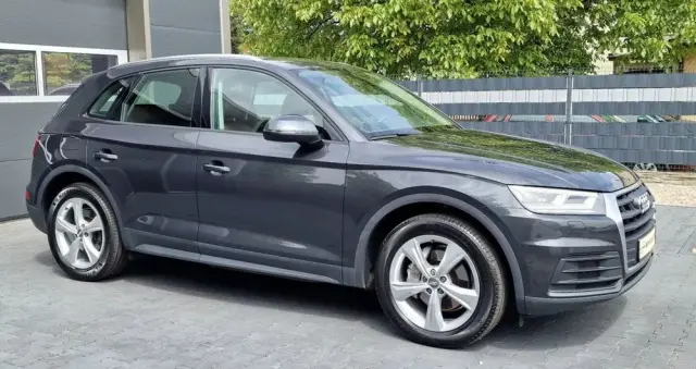 AUDI Q5 35 TDI S tronic design