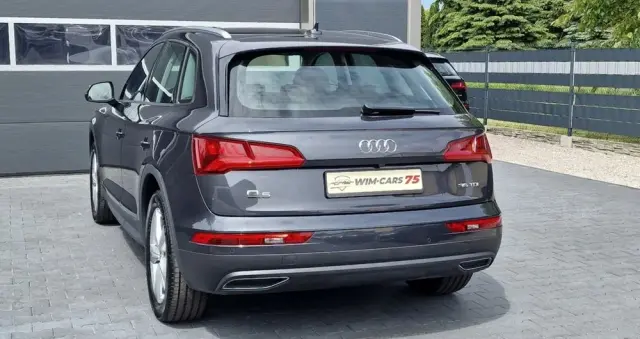 AUDI Q5 35 TDI S tronic design