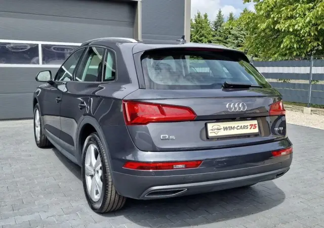 AUDI Q5 35 TDI S tronic design