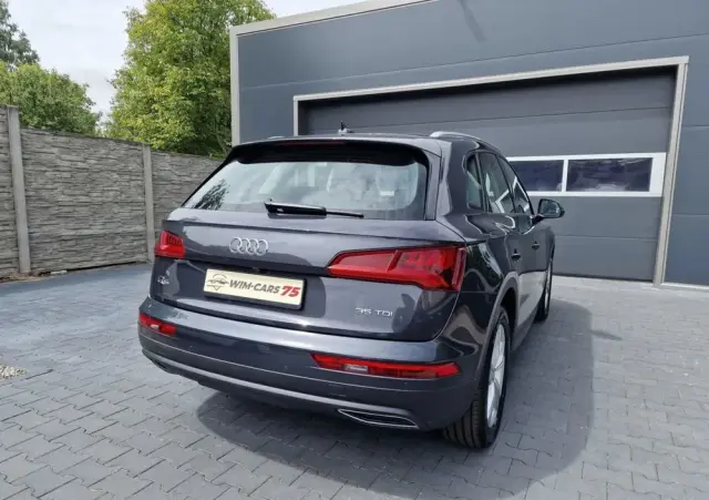 AUDI Q5 35 TDI S tronic design
