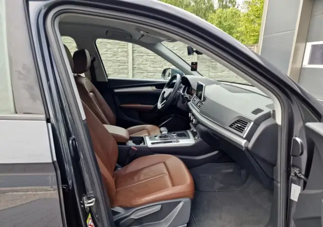 AUDI Q5 35 TDI S tronic design