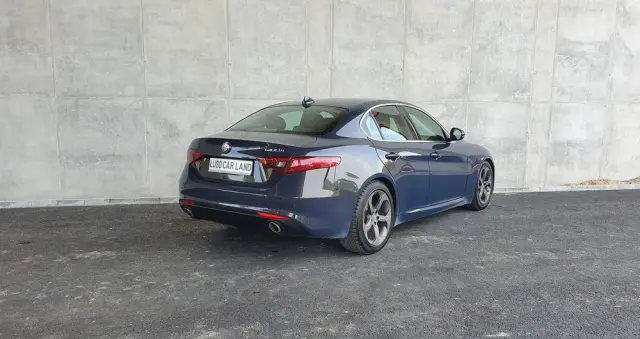 ALFA ROMEO Giulia 2.2 Diesel AT8 Executive