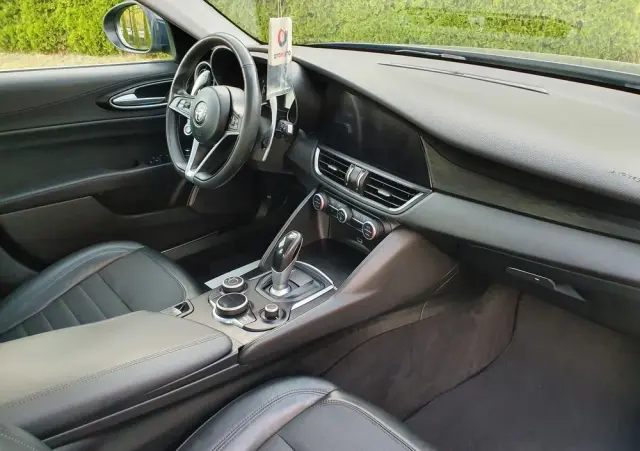 ALFA ROMEO Giulia 2.2 Diesel AT8 Executive