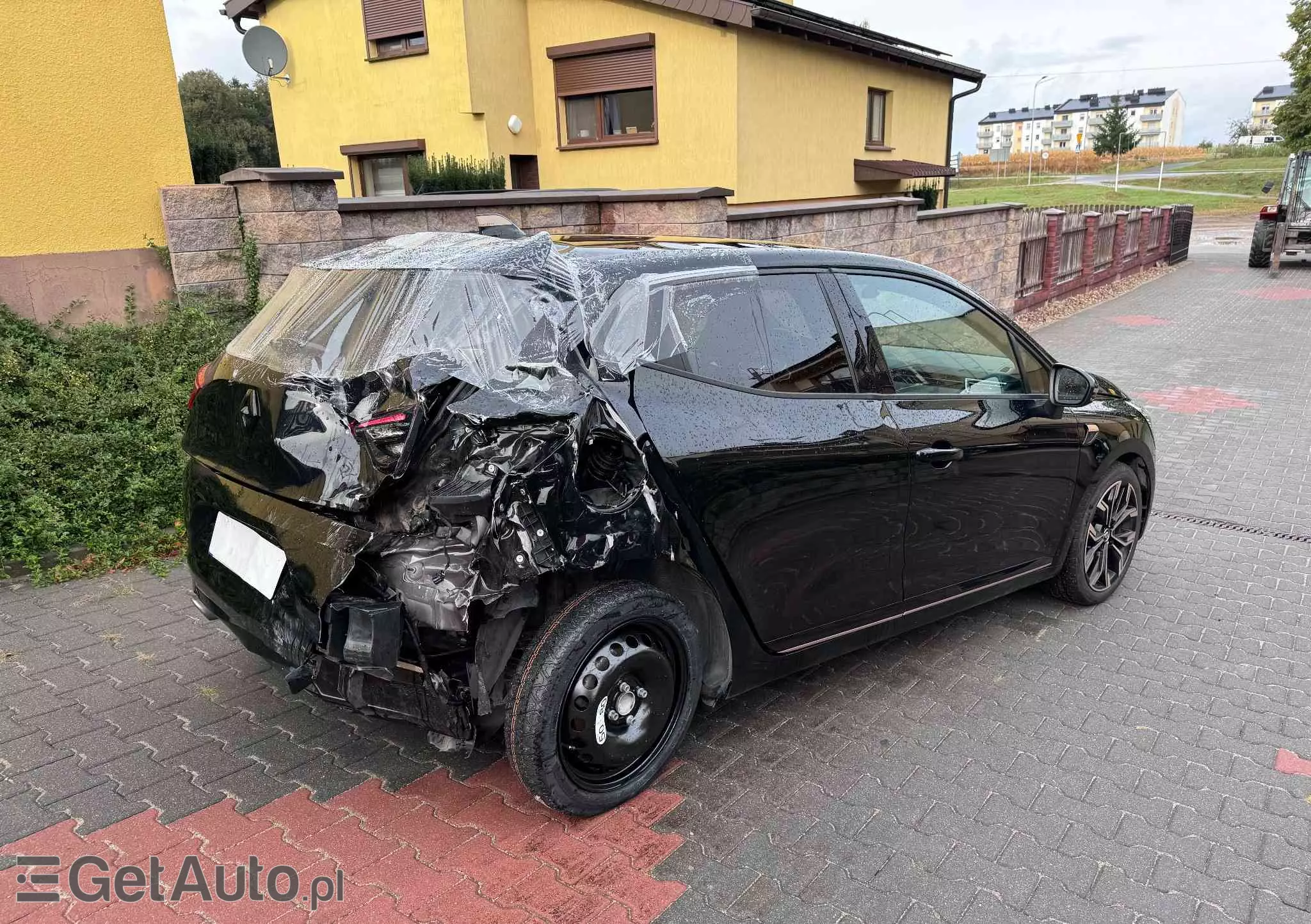 RENAULT Clio 1.0 TCe Intens