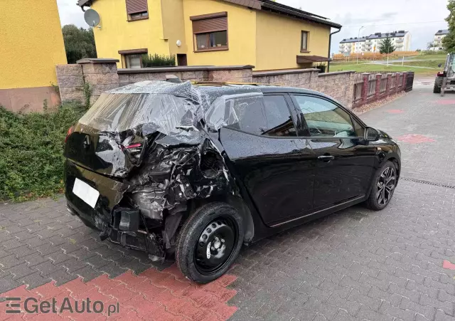 RENAULT Clio 1.0 TCe Intens