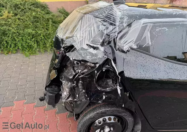 RENAULT Clio 1.0 TCe Intens