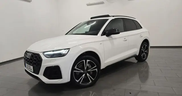 AUDI Q5 40 TDI quattro S tronic edition one