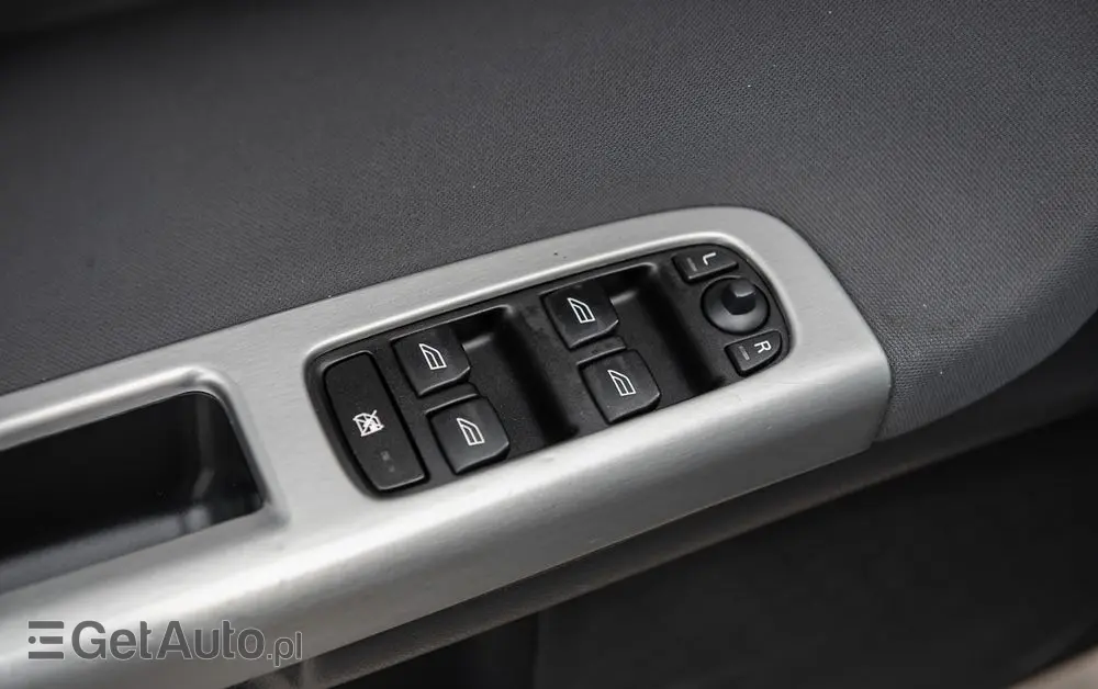 VOLVO V50 1.8 Edition