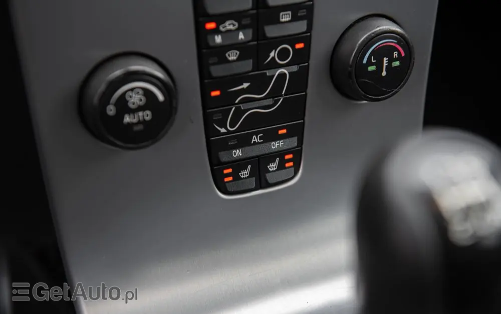 VOLVO V50 1.8 Edition