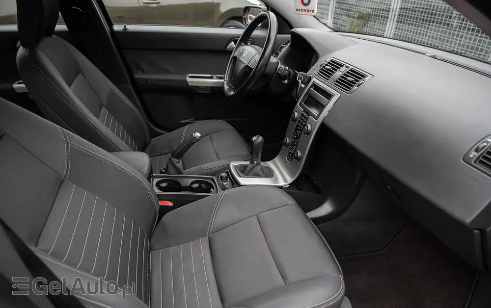 VOLVO V50 1.8 Edition