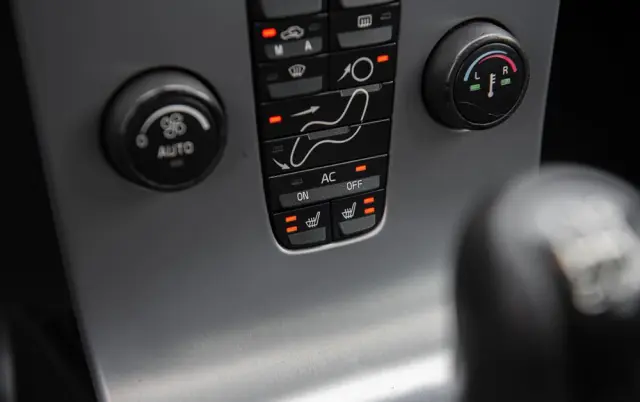 VOLVO V50 1.8 Edition