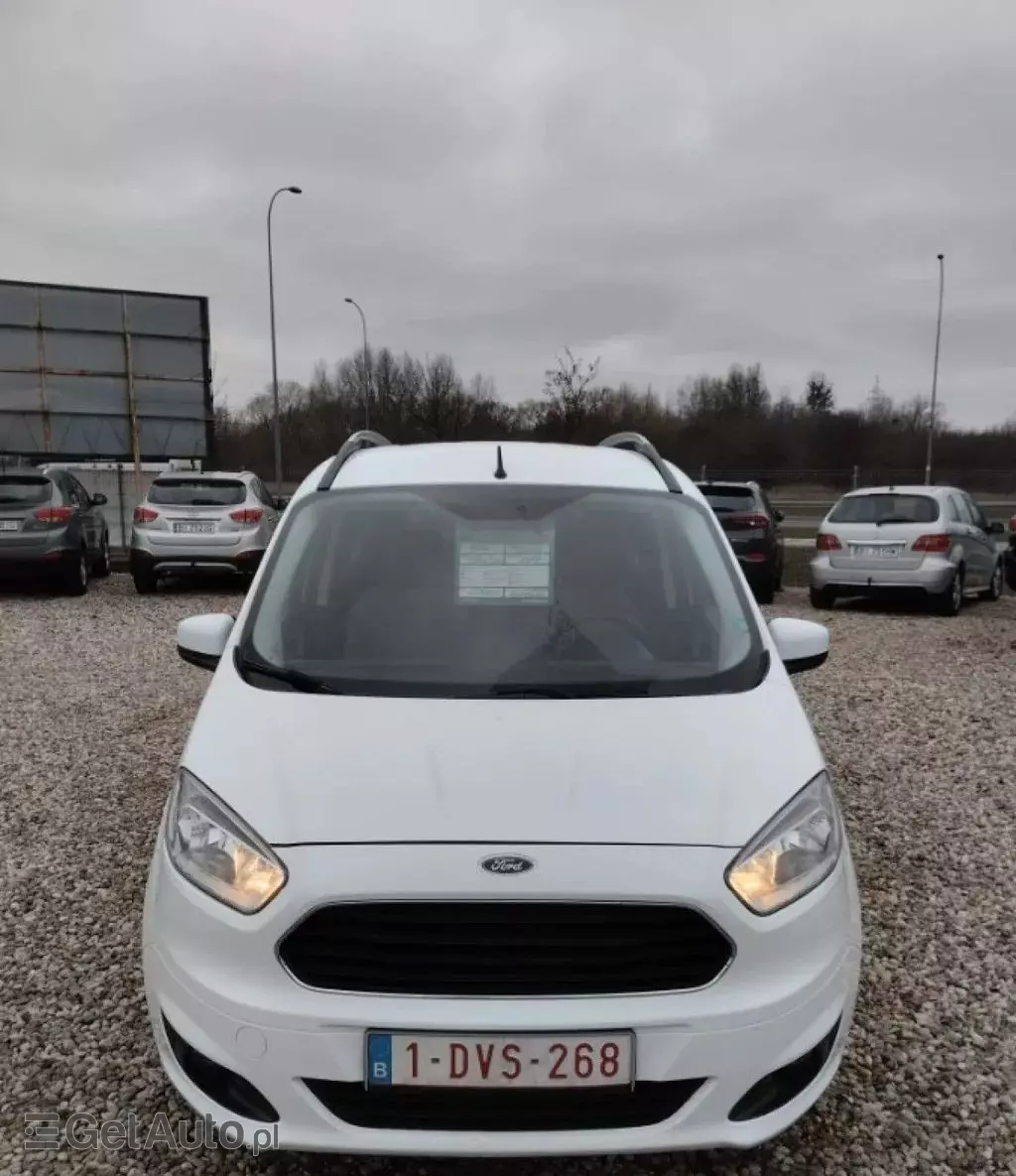 FORD Tourneo Courier 