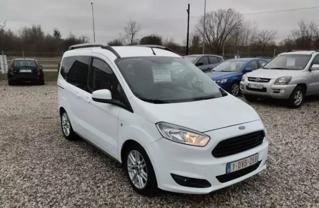 FORD Tourneo Courier 