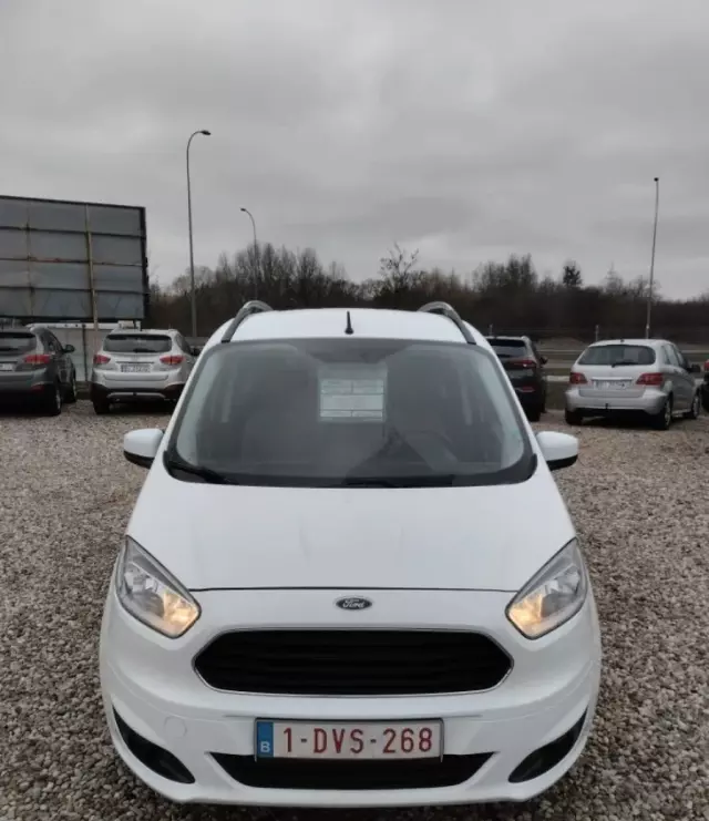 FORD Tourneo Courier 