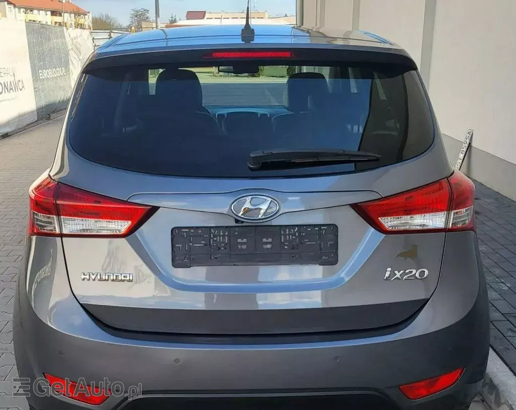 HYUNDAI Ix20 