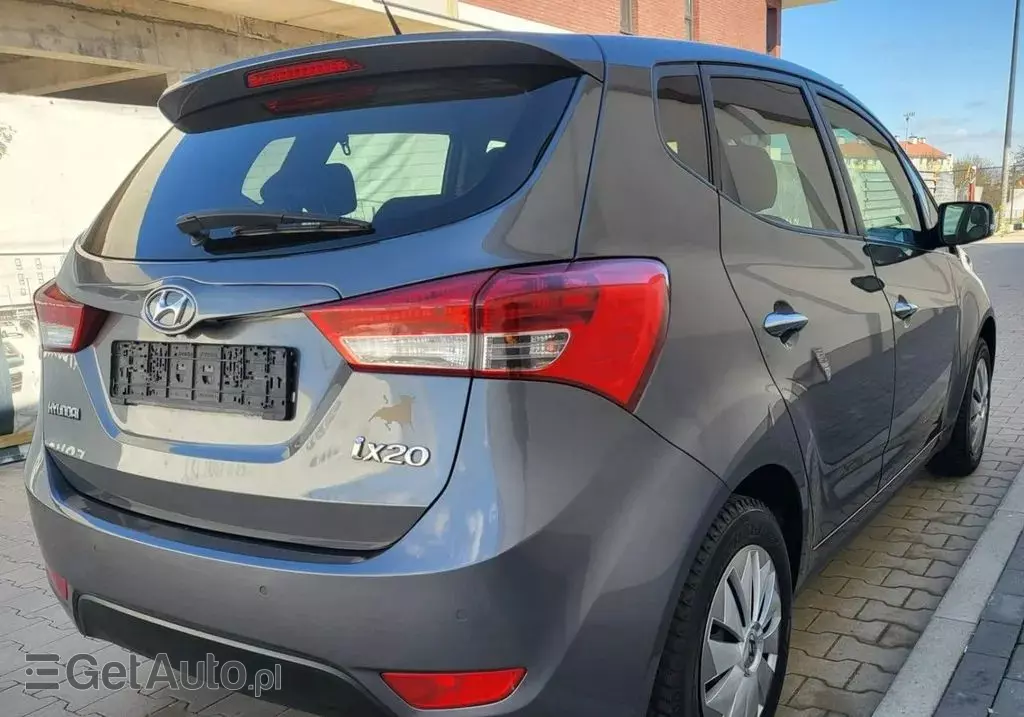 HYUNDAI Ix20 
