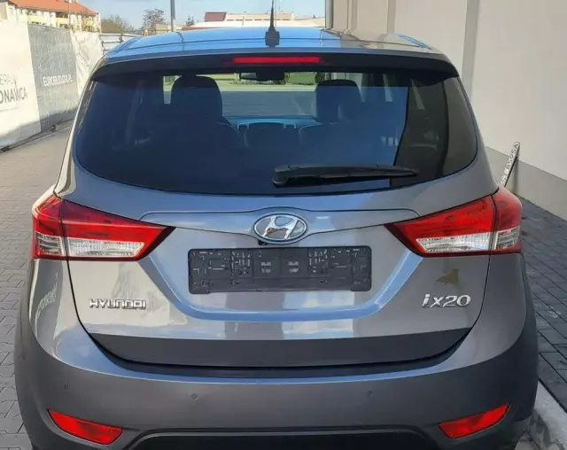 HYUNDAI Ix20 