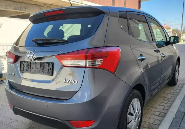 HYUNDAI Ix20 