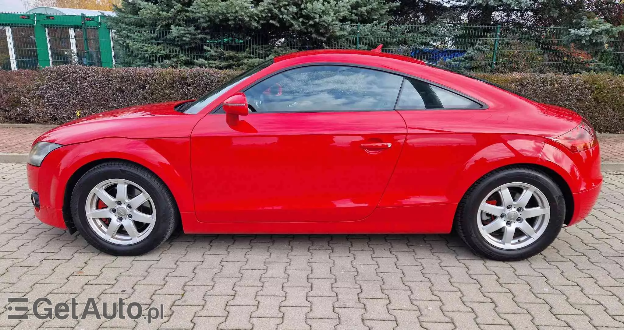 AUDI TT 