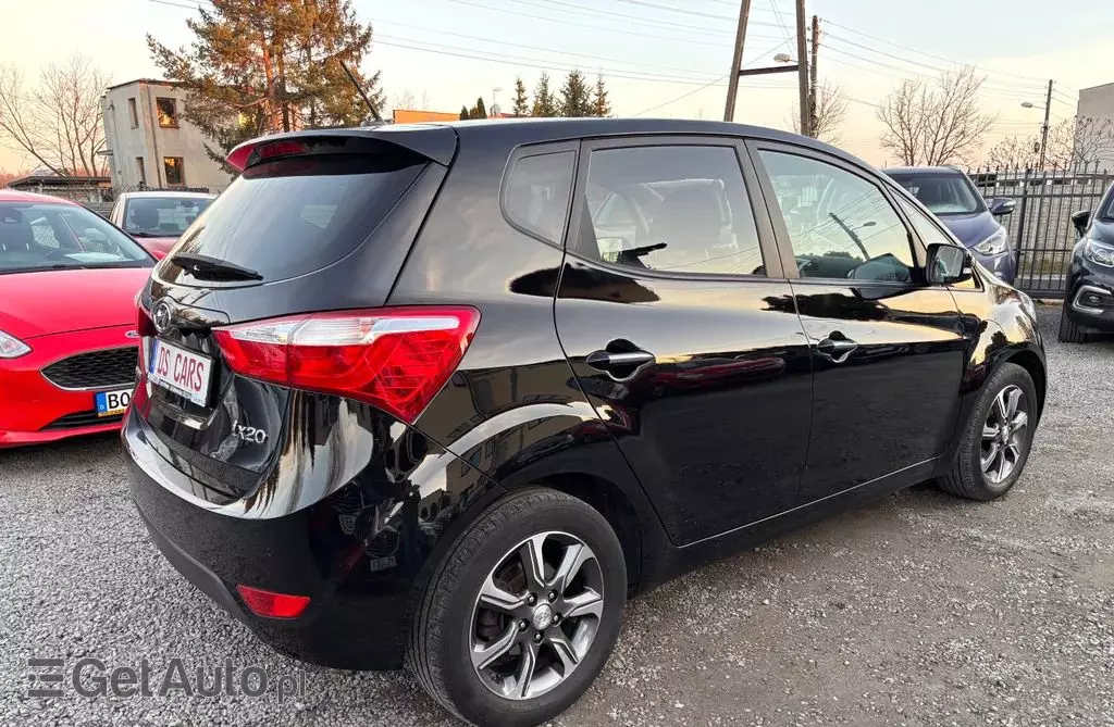 HYUNDAI Ix20 