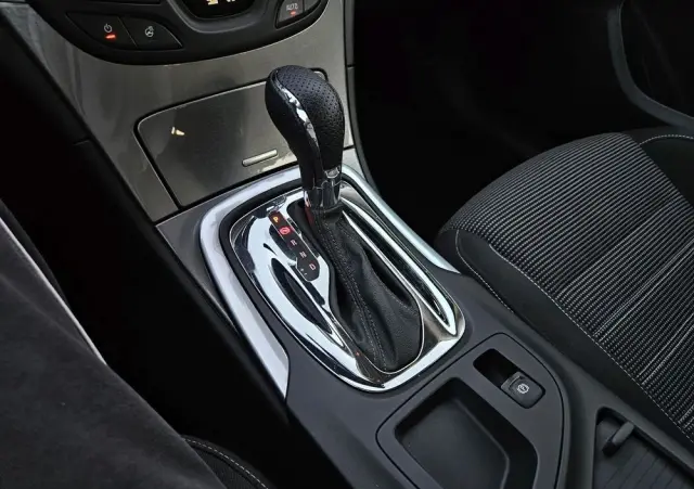 OPEL Insignia 2.0 CDTI 4x4 Automatik Sport