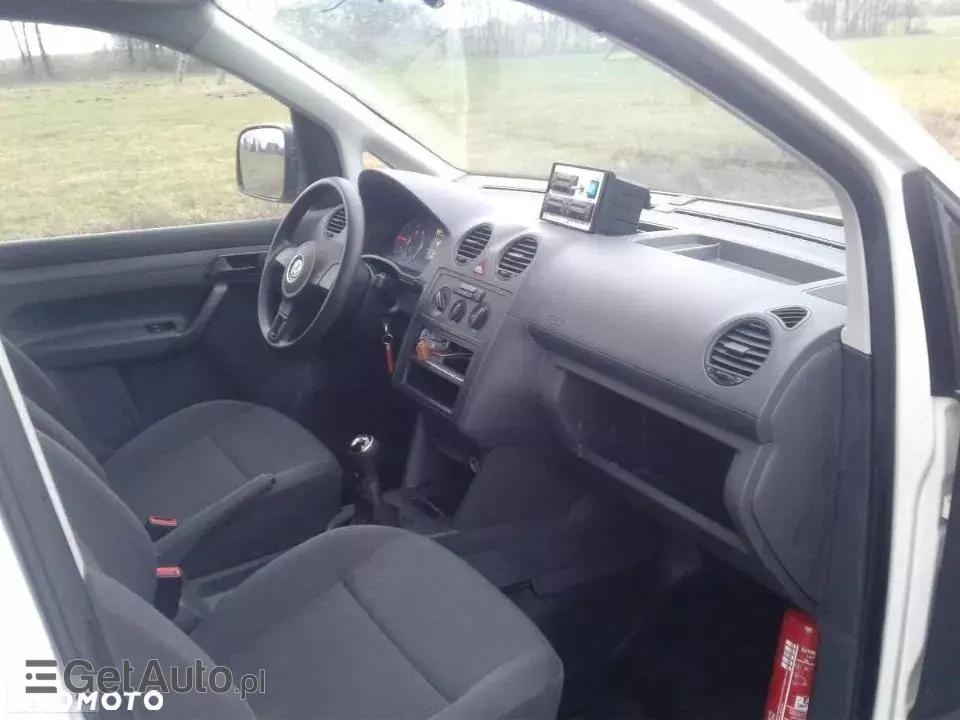 VOLKSWAGEN Caddy 