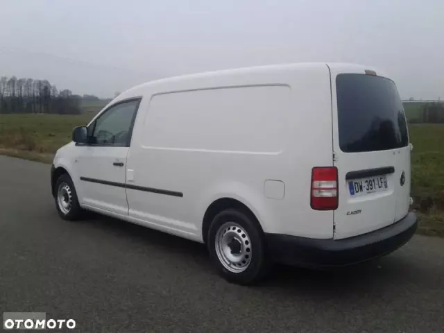 VOLKSWAGEN Caddy 
