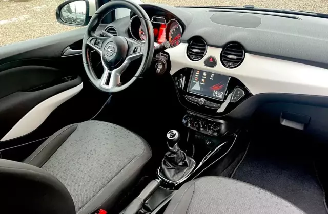 OPEL Adam 1.2 (70 KM)